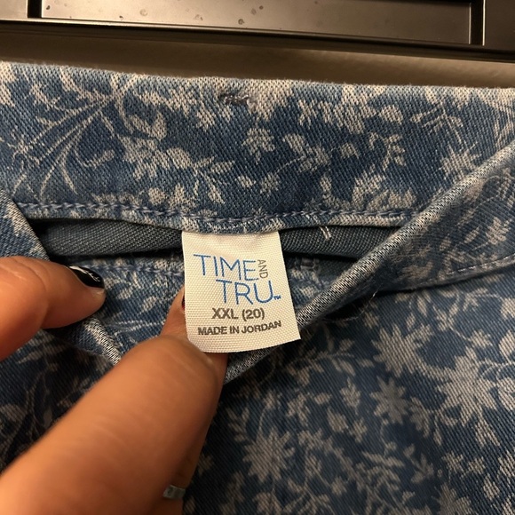Time and Tru pants - blue with floral print full stretch pull on jeggings - Picture 4 of 7